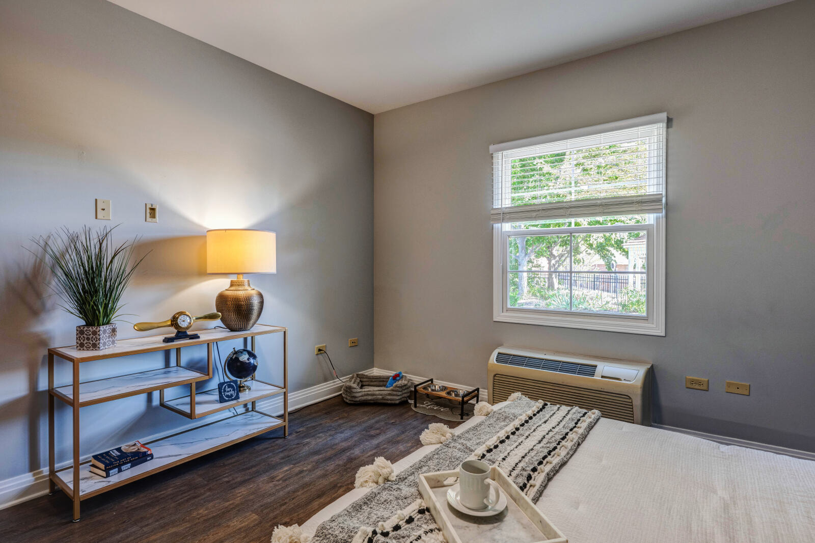 Model Room 8