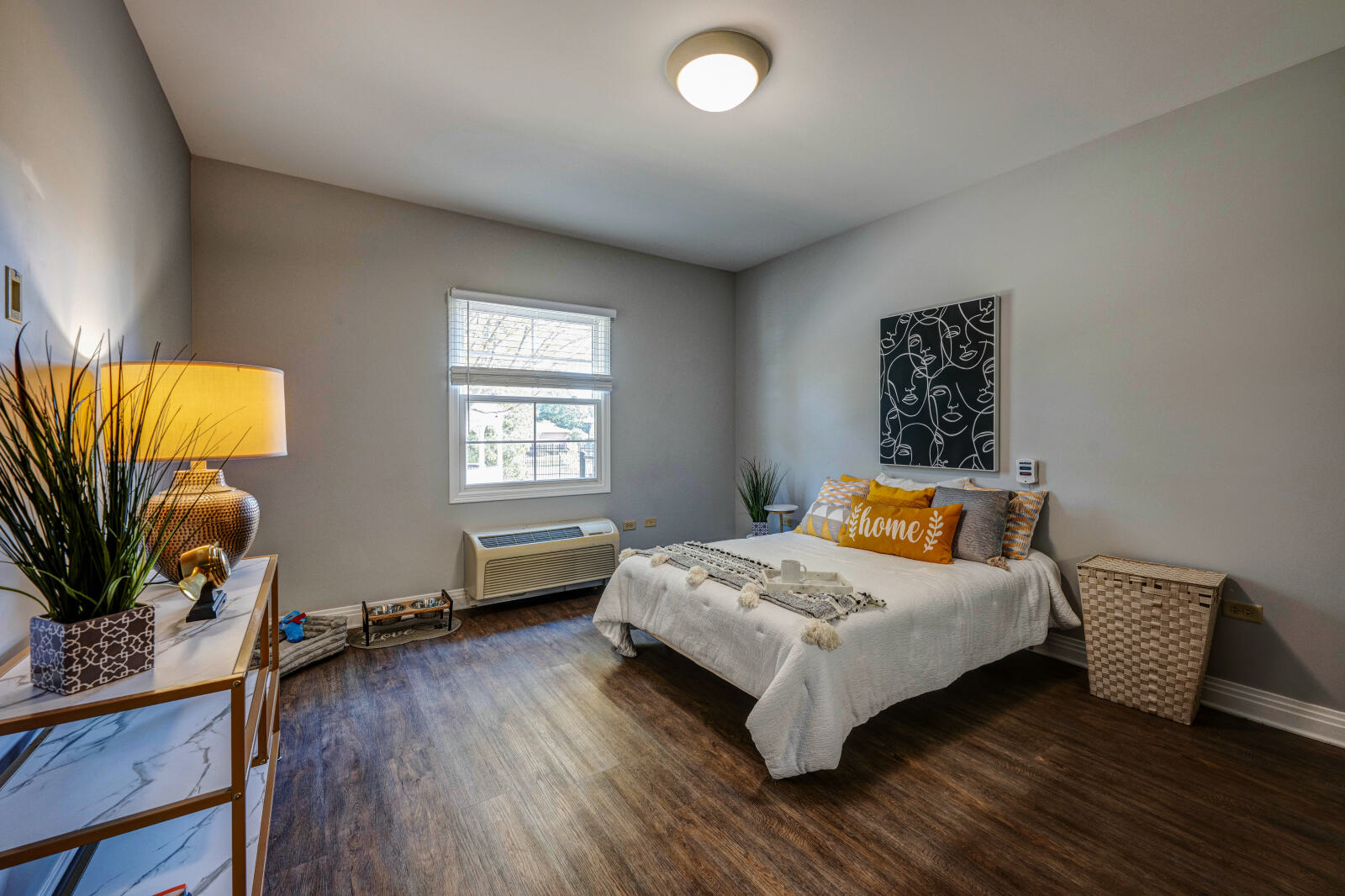 Model Room 9