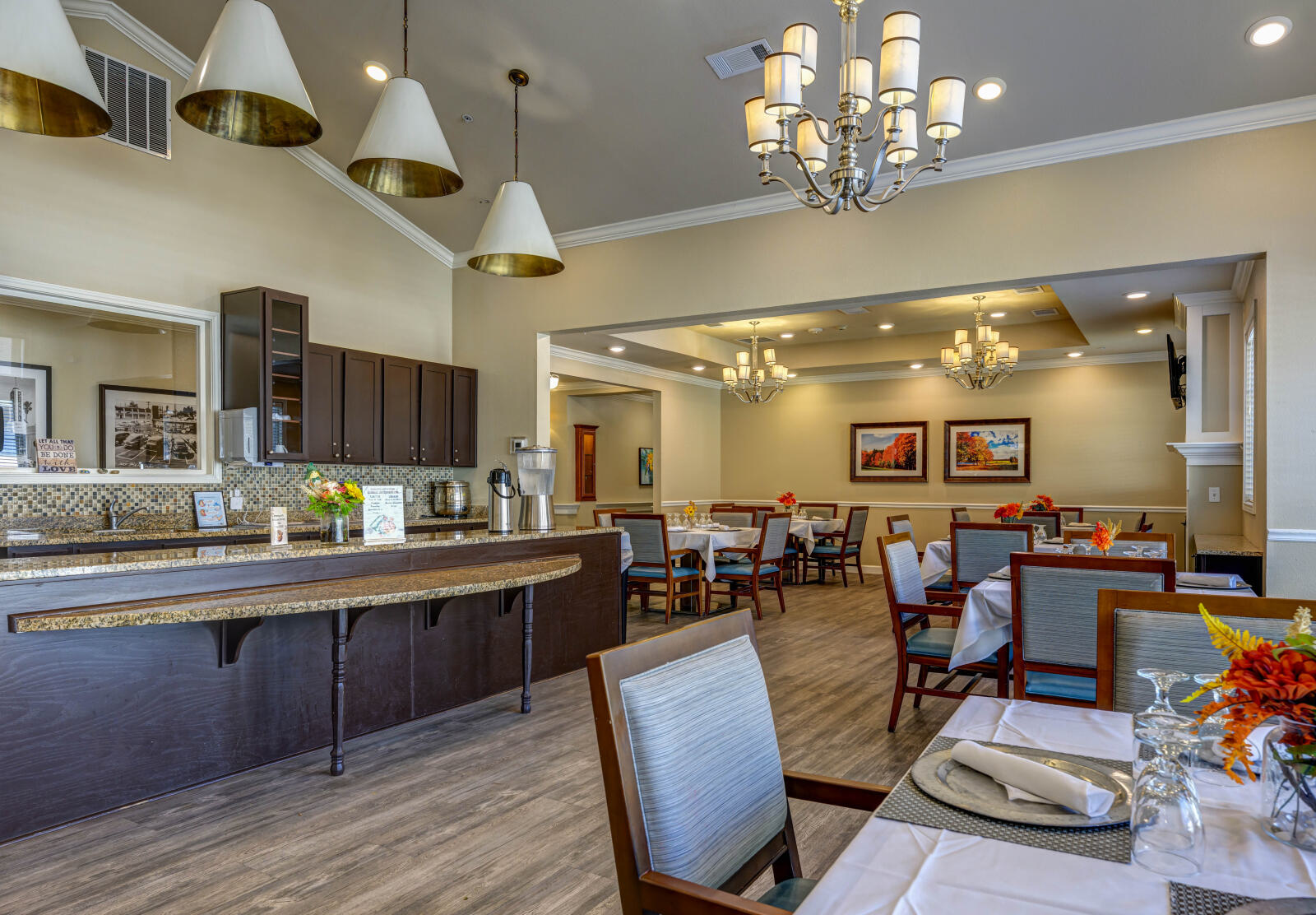Dining Room 4