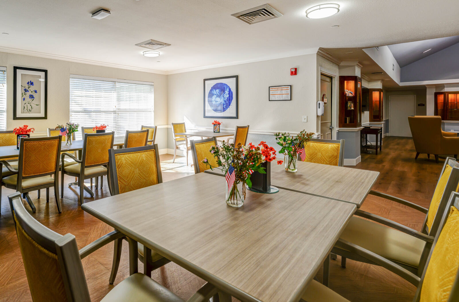 Neighborhood Dining 3