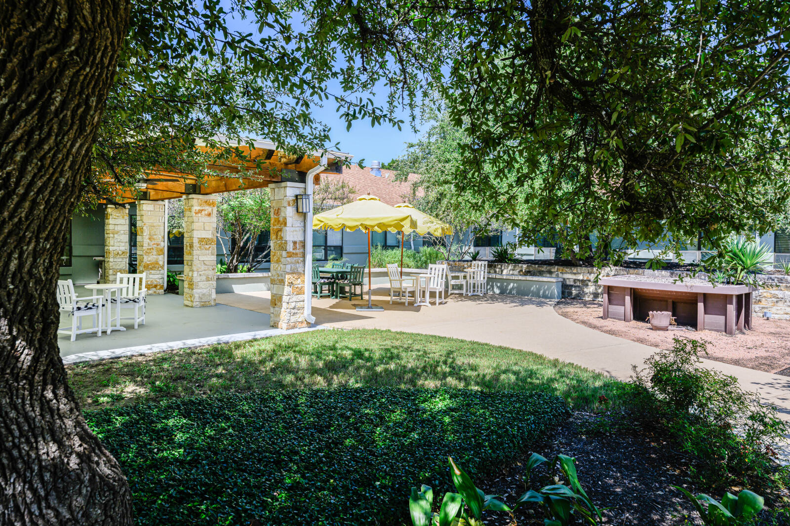 Zilker Patio Seating