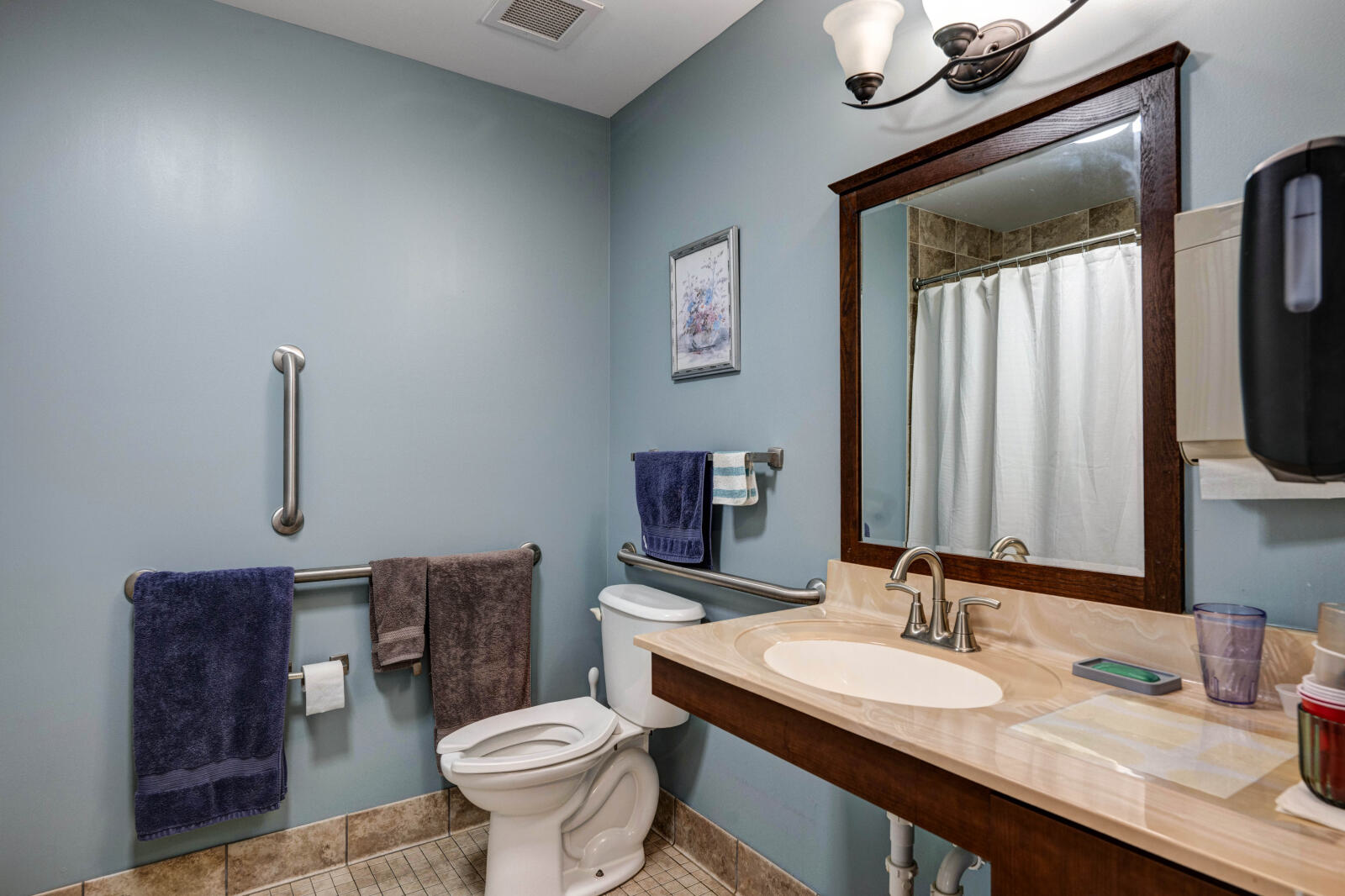 Resident Room 5