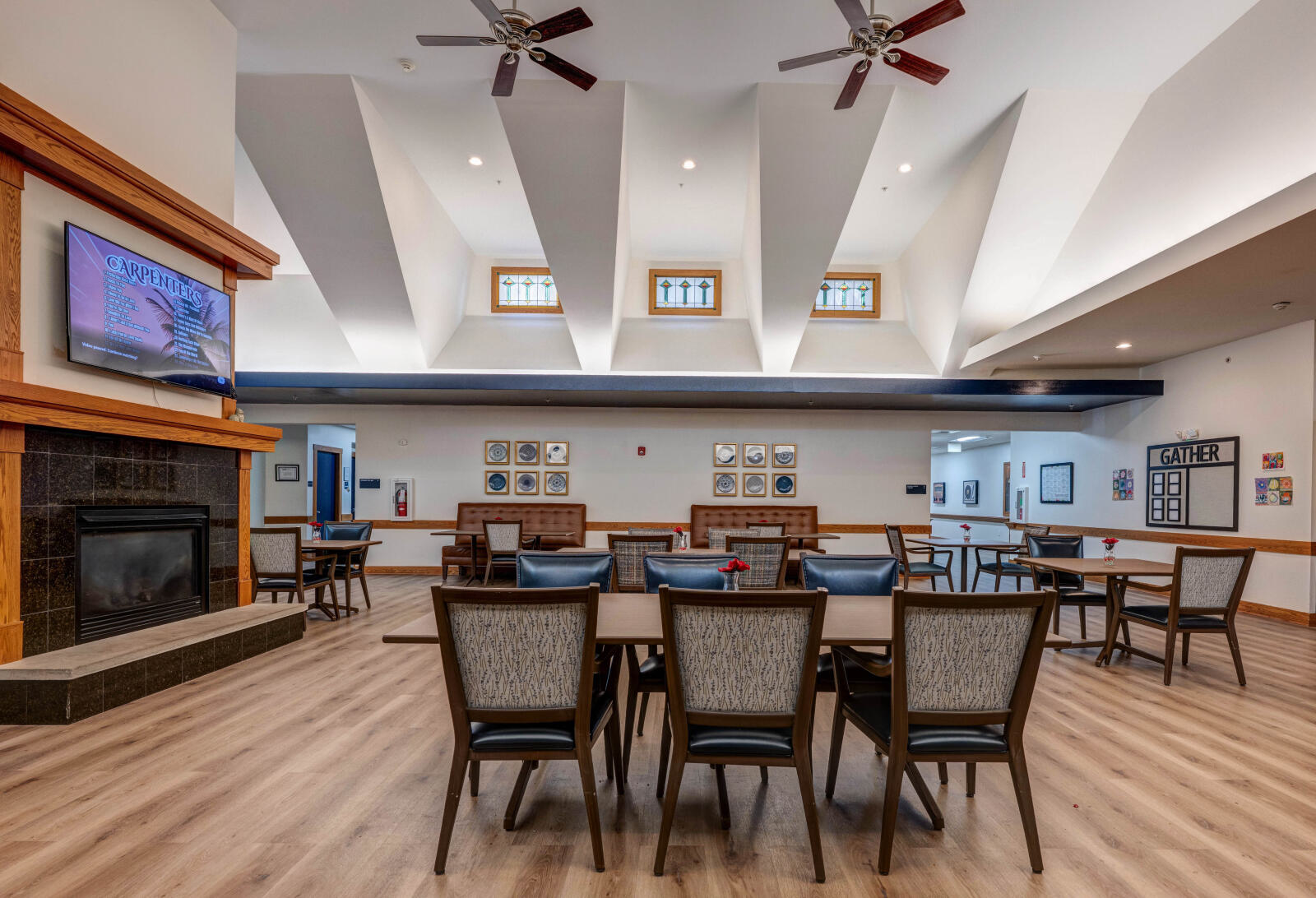 Great Room Dining 2