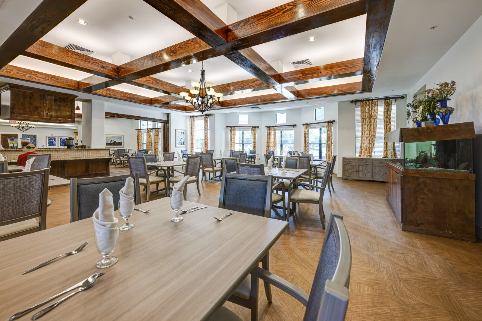 Main Dining Room 4